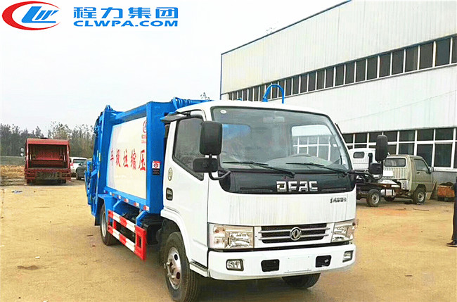 東風(fēng)銳鈴5方壓縮式垃圾車(chē)