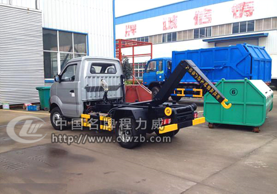王牌小型3方勾臂垃圾車(國(guó)五) 王牌小型3方勾臂垃圾車(國(guó)五)
