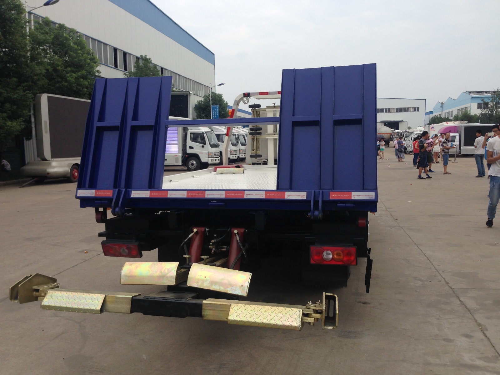 江鈴順達藍牌一拖二清障車 江鈴順達藍牌一拖二清障車