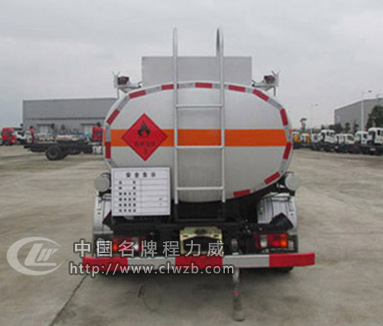 重汽王牌加油車4.5立方 重汽王牌加油車4.5立方