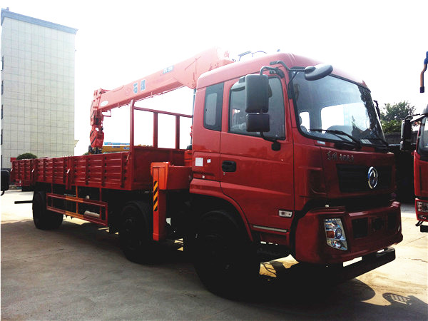 東風前四后四石煤12噸隨車吊 東風前四后四石煤12噸隨車吊