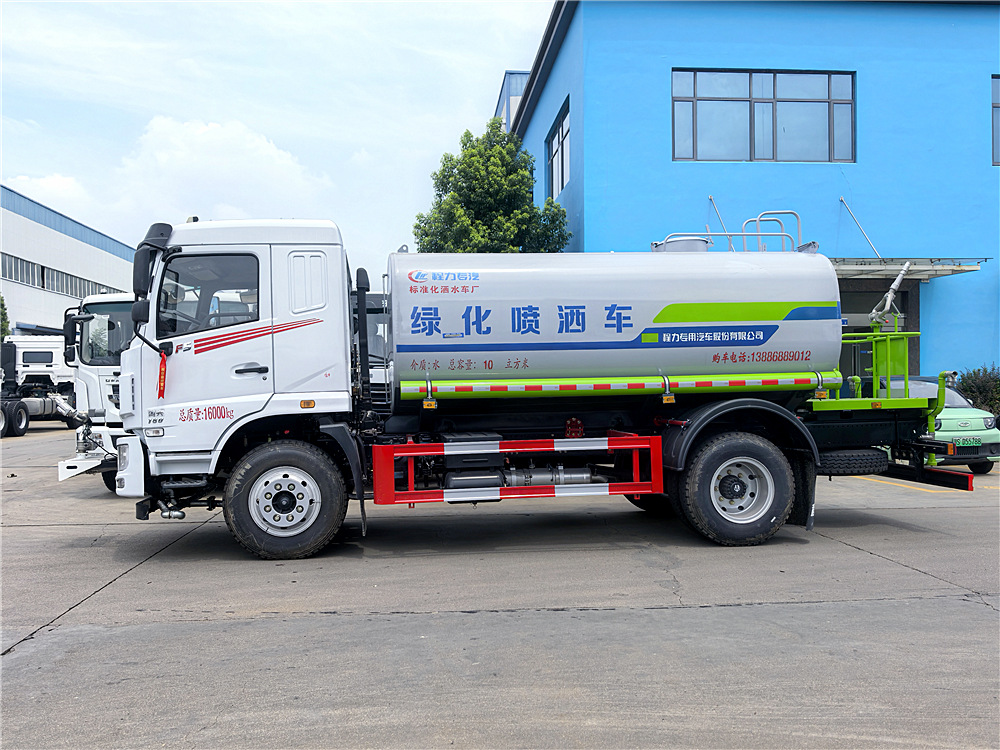 東風(fēng)天錦灑水車 東風(fēng)天錦灑水車