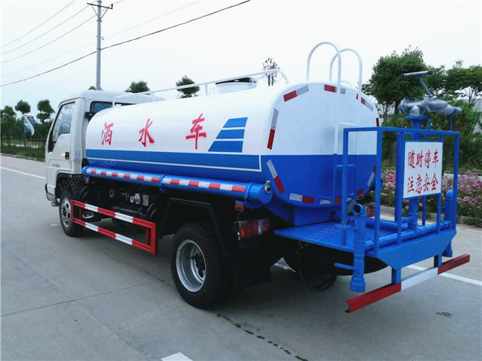福田時(shí)代灑水車(chē) 福田時(shí)代灑水車(chē)