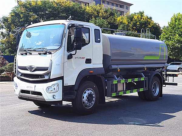 福田12噸灑水車(chē)