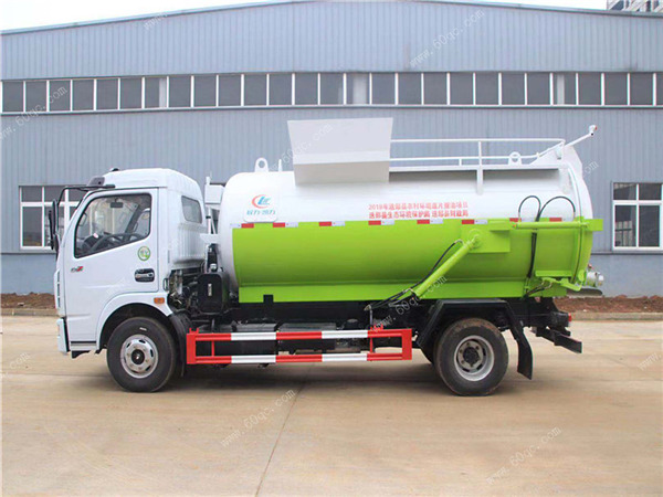 東風(fēng)多利卡7方餐廚垃圾車