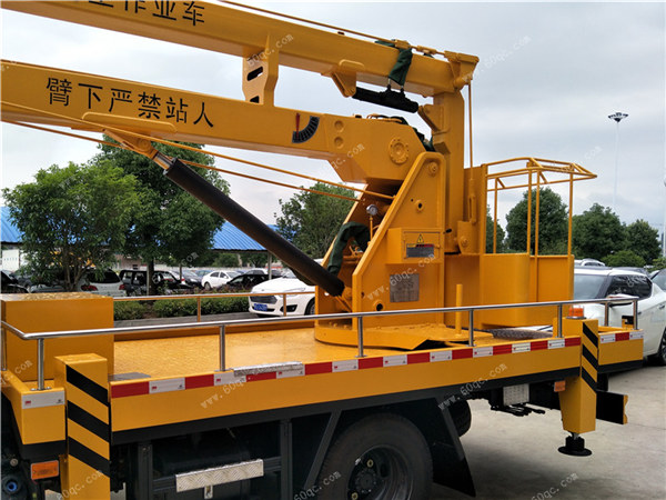 東風(fēng)多利卡D6高空作業(yè)車(chē) 東風(fēng)多利卡D6高空作業(yè)車(chē)