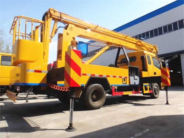 東風(fēng)多利卡18米高空作業(yè)車(chē) 東風(fēng)多利卡18米高空作業(yè)車(chē)