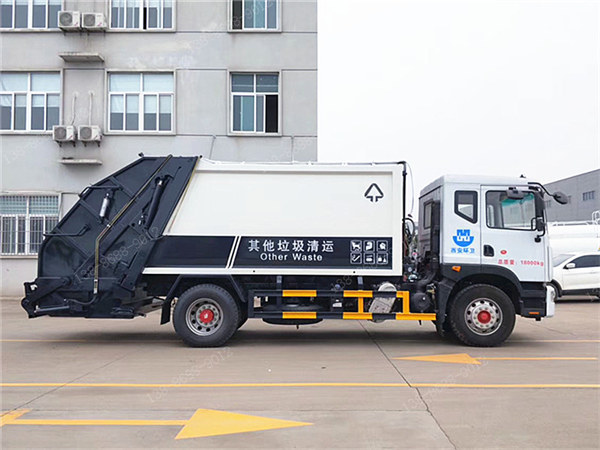 國六東風多利卡D9壓縮垃圾車